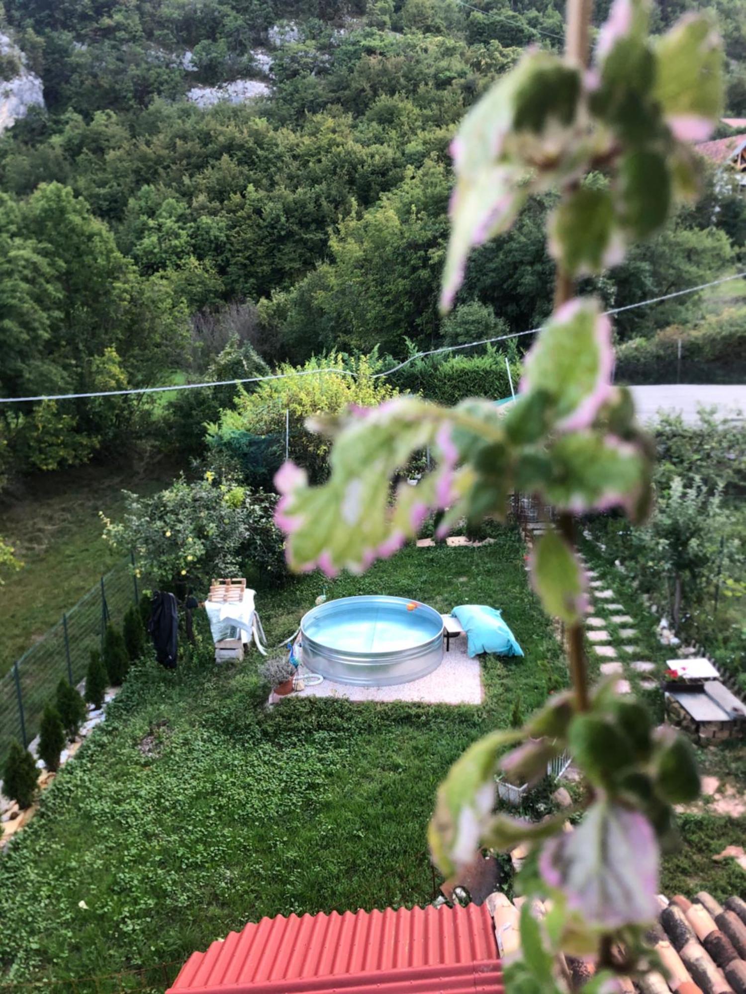 B&B Haus Senter Trambileno 外观 照片